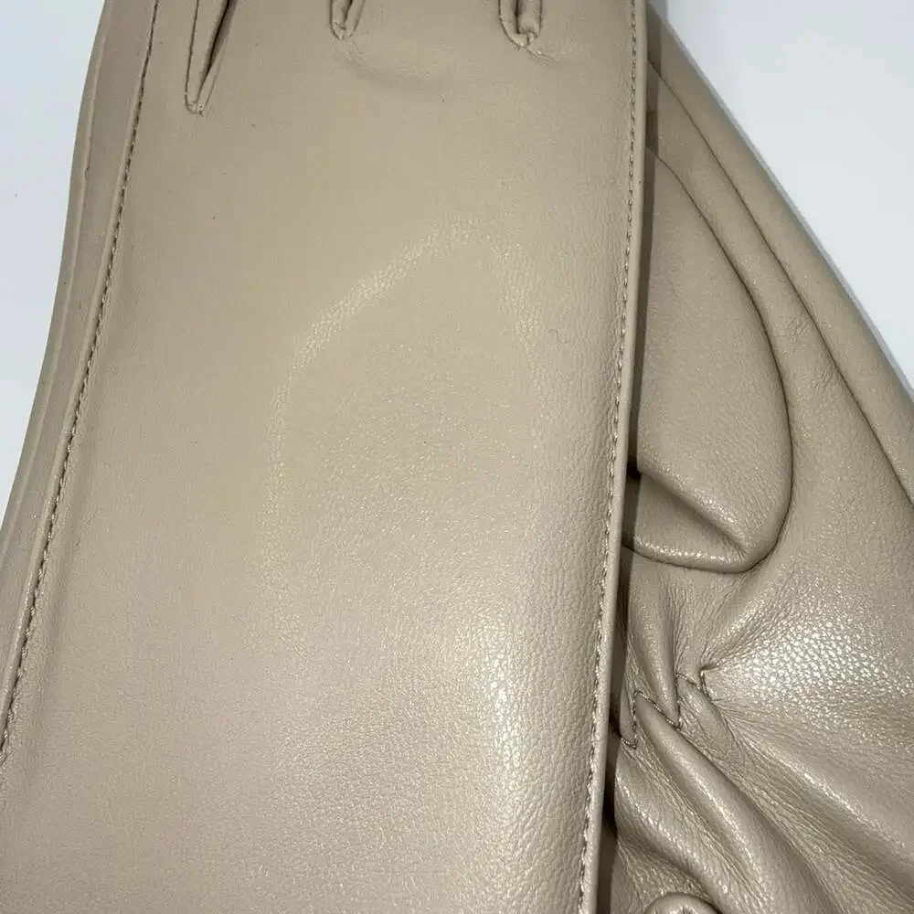 Vegan Leather Gloves Women’s Sz Medium Milky White Beige Fur Lined NIP